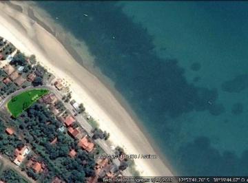 Pota de Areia ·  Terreno com 2200 m2 em 1ª linha de mar, Ponta de Areia / Itaparica-BA