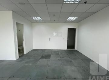 Comercial · 48m² · 2 Vagas · Conjunto Comercial 48mts² com 02 salas,02 vagas em Água Branca.