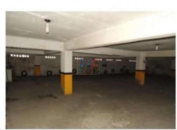 Comercial · 2534m² · Excelente prédio comercial com 2.532,17 m², com  4 pavimentos e 80 vagas na Agua Branca. Próximo ao 