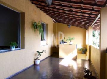 Casa de 5 quartos, Belo Horizonte · Casa à venda, 5 quartos, 1 suíte, 3 vagas, Nova Suíssa - Belo Horizonte/MG