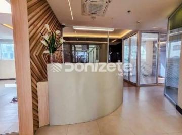 Comercial · 187m² · 4 Vagas · Sala Comercial para Alugar em Vila Bastos, Santo André | 187m² | 4 Banheiros e 4 Vagas