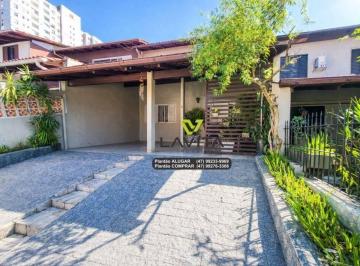 0c887f51bd72c25dce89fd2963a9c5c83341ac29 · Casa com 3 dormitórios à venda, 102 m² por R$ 600.000,00 - Água Verde - Blumenau/SC