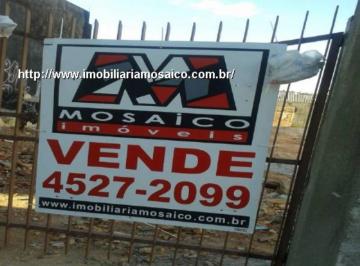 52151273.jpg · Terreno no centro, excelente para comercio, leve declive