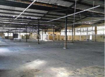 Comercial · 1500m² · 3 Vagas · Prédio de esquina. Rua asfaltada com duas entradas, acesso fácil ao Rodoanel. Próximo ao Centro.