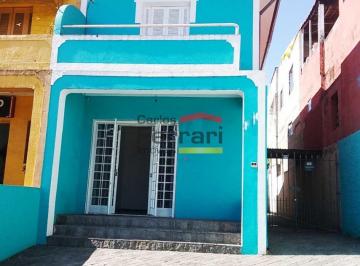 Comercial · 180m² · 3 Vagas · Imovel comercial bem localizado