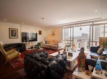 Apartamento · 212m² · 3 Quartos · 2 Vagas · Apartamento reformado 3 dormitórios sendo 1 suíte e 2 vagas, próximo ao Shopping Higienópolis.