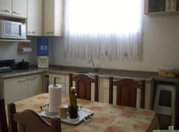 Casa · 140m² · 3 Quartos · 2 Vagas · SOBRADO 3 DORMITÓRIOS