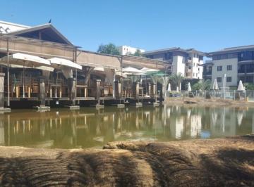 621fe095fc571fa408ccb54d857527bd1169e060 · FLAT PARA LOCAÇÃO NO LIFE RESORT