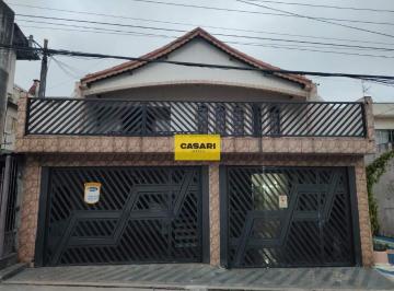 Casa · 190m² · 6 Quartos · 2 Vagas · Sobrado amplo em Taboão, São Bernardo do Campo – 6 quartos, 2 suítes e quintal