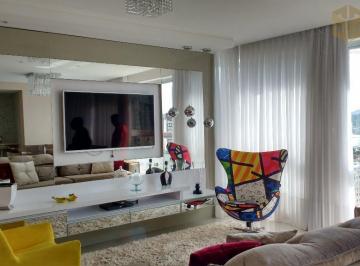 7d8d010135cced3a59ae84bce5943ce31c9515dd · Apartamento com 3 suítes para alugar anual, 134 m² - Centro - Balneário Camboriú/SC
