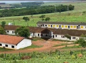 5245aac69b119f7f57275891361bded063a926fa · Fazenda rural à venda, Jardim Promissão, Anápolis.