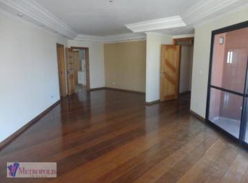 Sala · Apartamento aconchegante em andar alto com vista panorâmica da cidade.