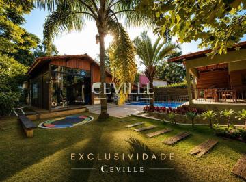 Casa · 350m² · 5 Quartos · 4 Vagas · Casa 05 Suítes, Piscina com Hidromassagem e Paisagismo Encantador