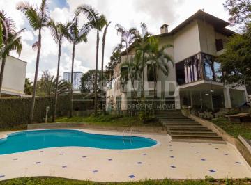 Casa · 740m² · 5 Quartos · 7 Vagas · Casa de luxo Chácara Flora 5 suítes, piscina e salão de festa distribuídos em 1.274m² de terreno