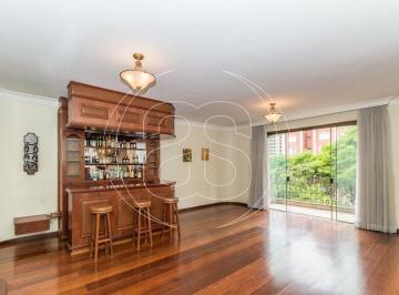 Apartamento · 229m² · 4 Quartos · 3 Vagas · Apartamento à venda em Moema com 229m², 4 quartos sendo 2 suítes e 3 vagas de garagem