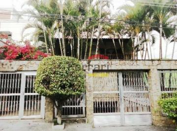 Casa · 455m² · 4 Quartos · 8 Vagas · Sobrado na Vila Irmãos Arnoni, 4 dormitórios sendo 2 suítes, 8 vagas, 500 metros total, permuta