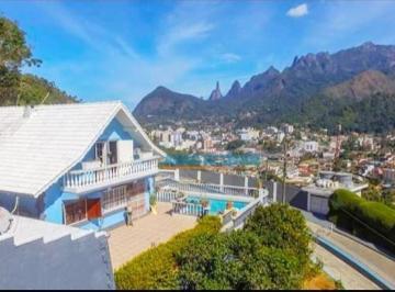 2fcc468a3fc22e46b573827e2ed74bd4127f52bc · Casa com 4 dormitórios à venda, 212 m² - Fazendinha - Teresópolis/RJ