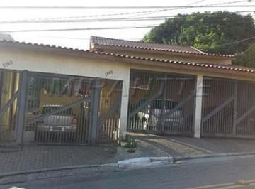 3080b58d439063fc13de7fa550cb7d97.jpg · Terreno de 648m² com 2 quartos
