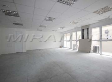 68103554a9e872b74f69fd56ac01794d.jpg · Comercial de 80m²