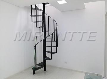 c6fa6bb15ce0555bb7c7fd79e25d0803.jpg · Cond. fechado de 40m² com 1 quartos