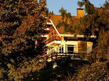 29c01f3b4b8d7bfa7b94d3b014dea770.jpg · Cond. fechado de 450m² com 5 quartos