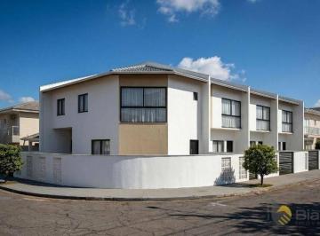 f3f5bde7e062ee48e259b7e175b0407686548a0c · Casa com 3 dormitórios à venda, 109 m² por R$ 550.000,00 - Água Verde - Blumenau/SC
