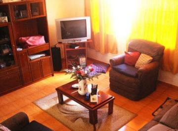 118155e4e9c7137685268ba9bb9763ec.jpg · Sobrado de 224m² com 3 quartos