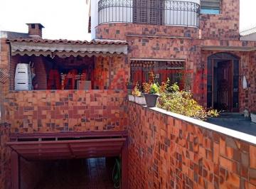 0176f486fd6638b01b3b0870e9bbf256.jpg · Sobrado de 224m² com 3 quartos