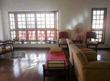 3d0fd3b82c2d99c45baf29666372d68b.jpg · Sobrado de 317m² com 3 quartos