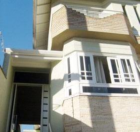 001_00000_00000_80032_2010072117295710.jpg · Sobrado de 340m² com 3 quartos