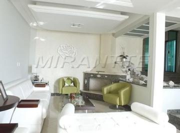 3d0cca4c70a1c3cc35804e8d5cc7f29c.jpg · Sobrado de 750m² com 4 quartos