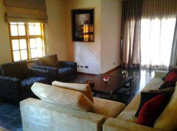 ee0a057ccd1fc12fa9c99916684084de.jpg · Sobrado de 250m² com 4 quartos