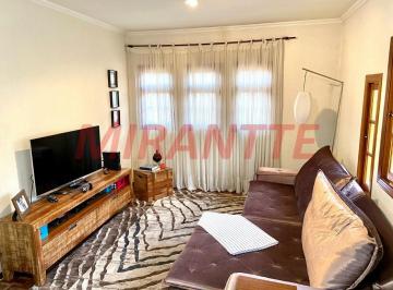 debb0e9603e3e9c4d732d694eaf018a2.jpg · Sobrado de 380m² com 4 quartos