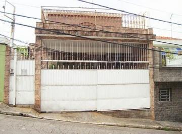 001_00000_00000_126014_2013110417292871.jpg · Sobrado de 180m² com 3 quartos