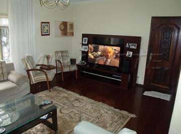 333c3e6137cf35becf2baaa744c11510.jpg · Sobrado com 3 quartos