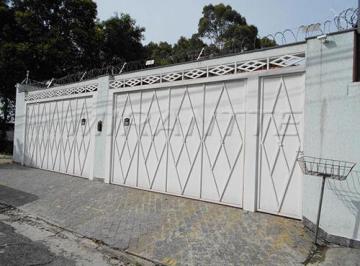 55adb3e7b77a01526e45e757851e0fa5.jpg · Sobrado com 3 quartos