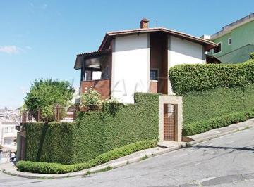 001_00000_00000_136976_2014021408433228.jpg · Sobrado com 3 quartos