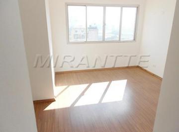 001_06766_00000_144374_2014082110252133.jpg · Apartamento de 63m² com 2 quartos