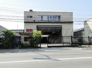 acdd92d629fc8be0e2d87df1338e966b.jpg · Galpao de 1450m²