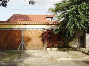 230ba13e6a43ce4d3220dd01c643e368.jpg · Sobrado de 210m² com 5 quartos
