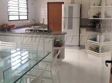 4080e2ad710a4cf1a5c2fa73176b65d3.jpg · Sobrado de 220m² com 3 quartos