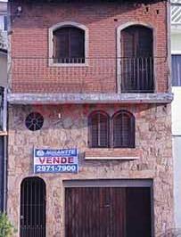 749490cd29f1ce72803db8d08ab0c179.jpg · Sobrado de 200m² com 3 quartos