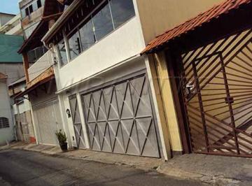 001_00000_00000_151980_2015040215031370.jpg · Sobrado de 180m² com 3 quartos