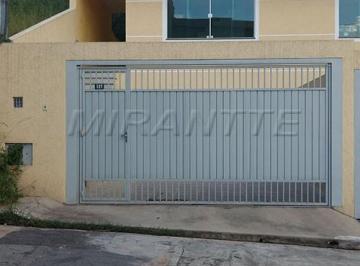 5d7b6e6df006e4d36f9422badf58d509.jpg · Sobrado de 140m² com 3 quartos