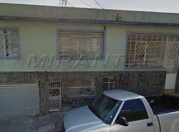 c24c977fee1dec932a9edcf06b90744b.jpg · Sobrado com 3 quartos