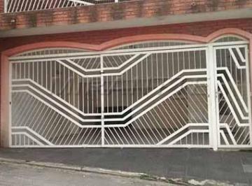 001_00000_00000_159873_2015100515183030.jpg · Sobrado com 3 quartos