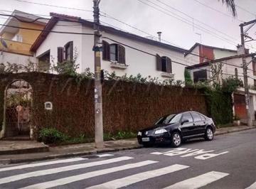 f4a9b945e20c7113cc2888383e889c0d.jpg · Casa terrea de 140m² com 2 quartos