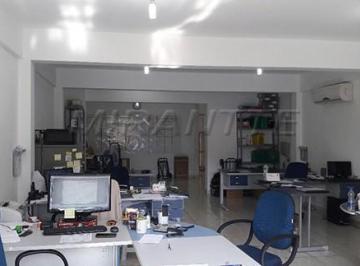 71e1390687d1c5d5797cc51f38ce292a.jpg · Sobrado de 260m² com 2 quartos