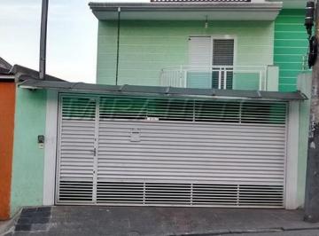 8648d07184bf327a009b2bd944a38086.jpg · Sobrado de 181m² com 3 quartos