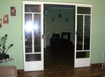 44e1d0a92d8a39ad41b14aa5b8420314.jpg · Sobrado de 320m² com 3 quartos
